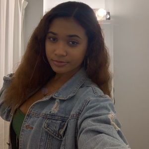 Meet your Posher, Anyah